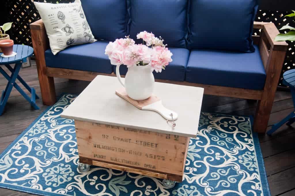 When decor meets function! Follow along as see how I repurpose this old crate into an outdoor storage ottoman with a concrete top! I just love it! #DIY #blog #decor #repurpose